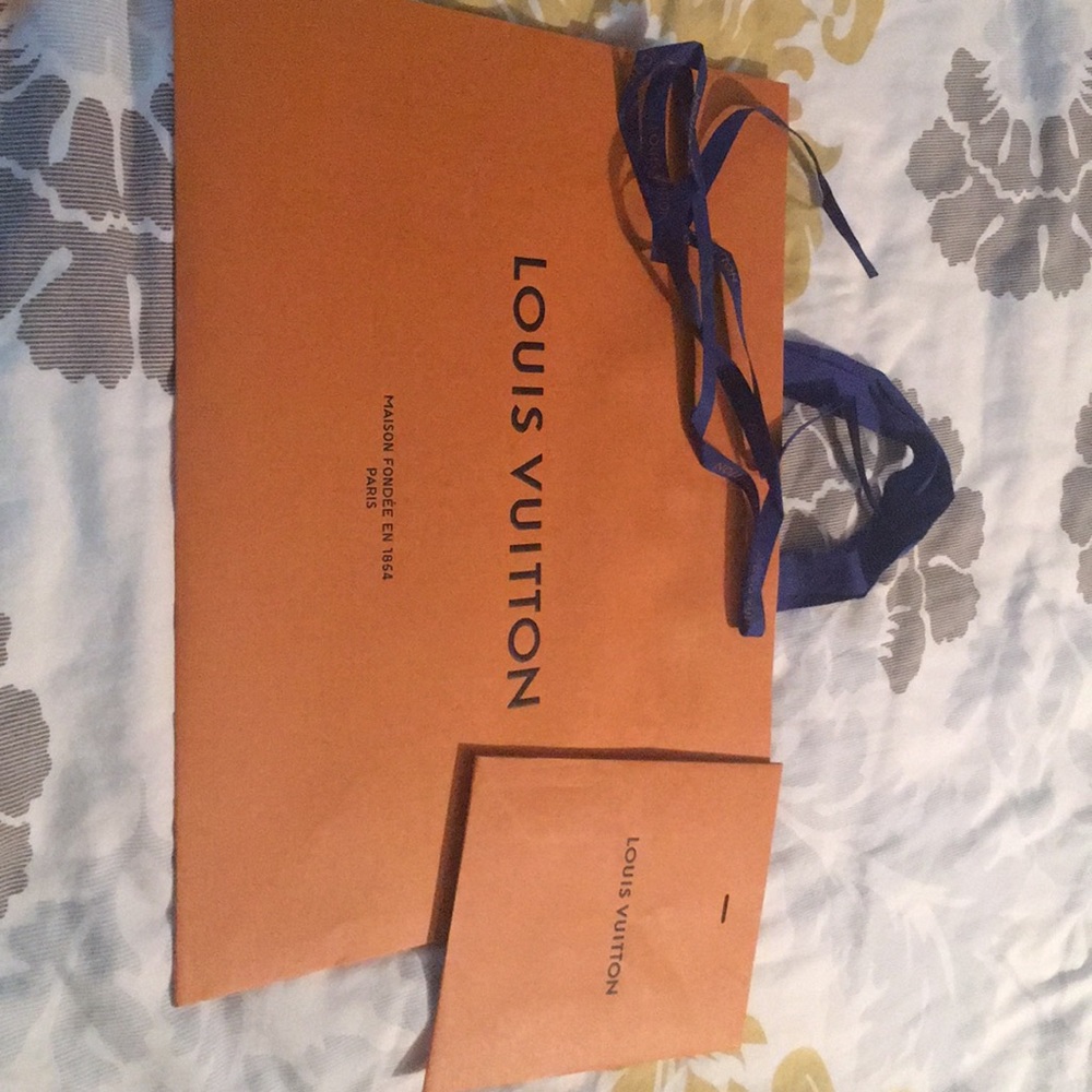 Louis Vuitton Shopping Bag